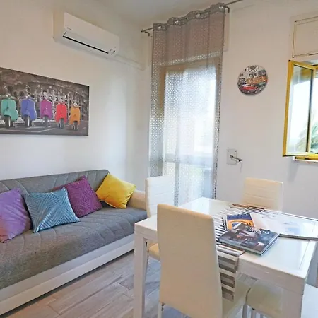 House Alba A With Balcony And Air Conditioning Tatil Evi Otranto