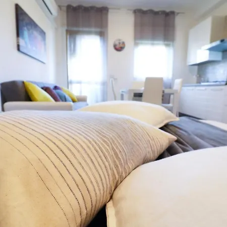 House Alba A With Balcony And Air Conditioning 別荘