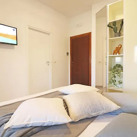 House Alba A With Balcony And Air Conditioning 別荘 *