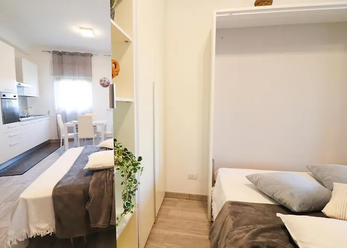 House Alba A With Balcony And Air Conditioning Otranto